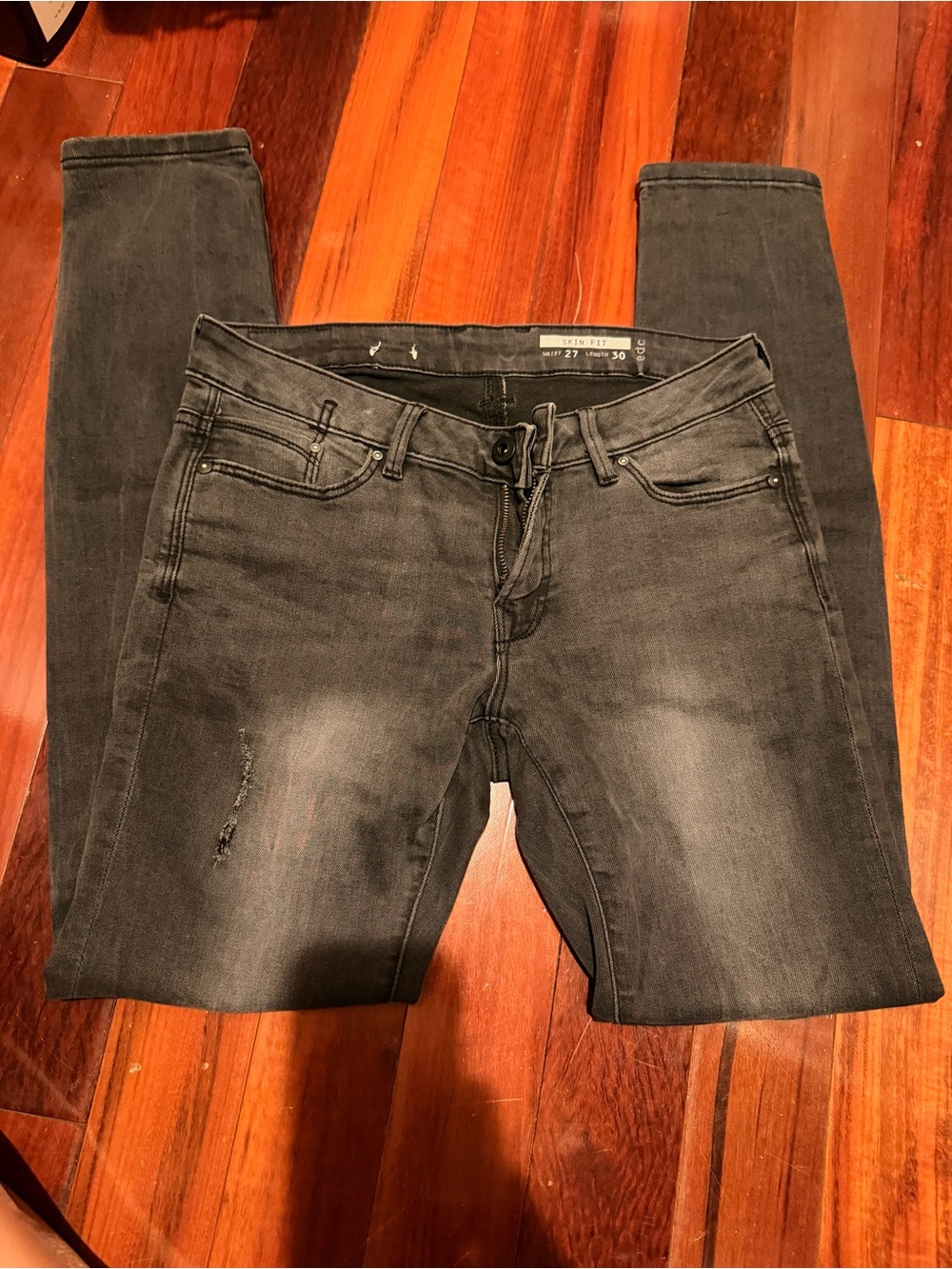 EDC low rise Women's Grey Straight-Leg Skin Fit Washed Black Jeans W 27 L 30